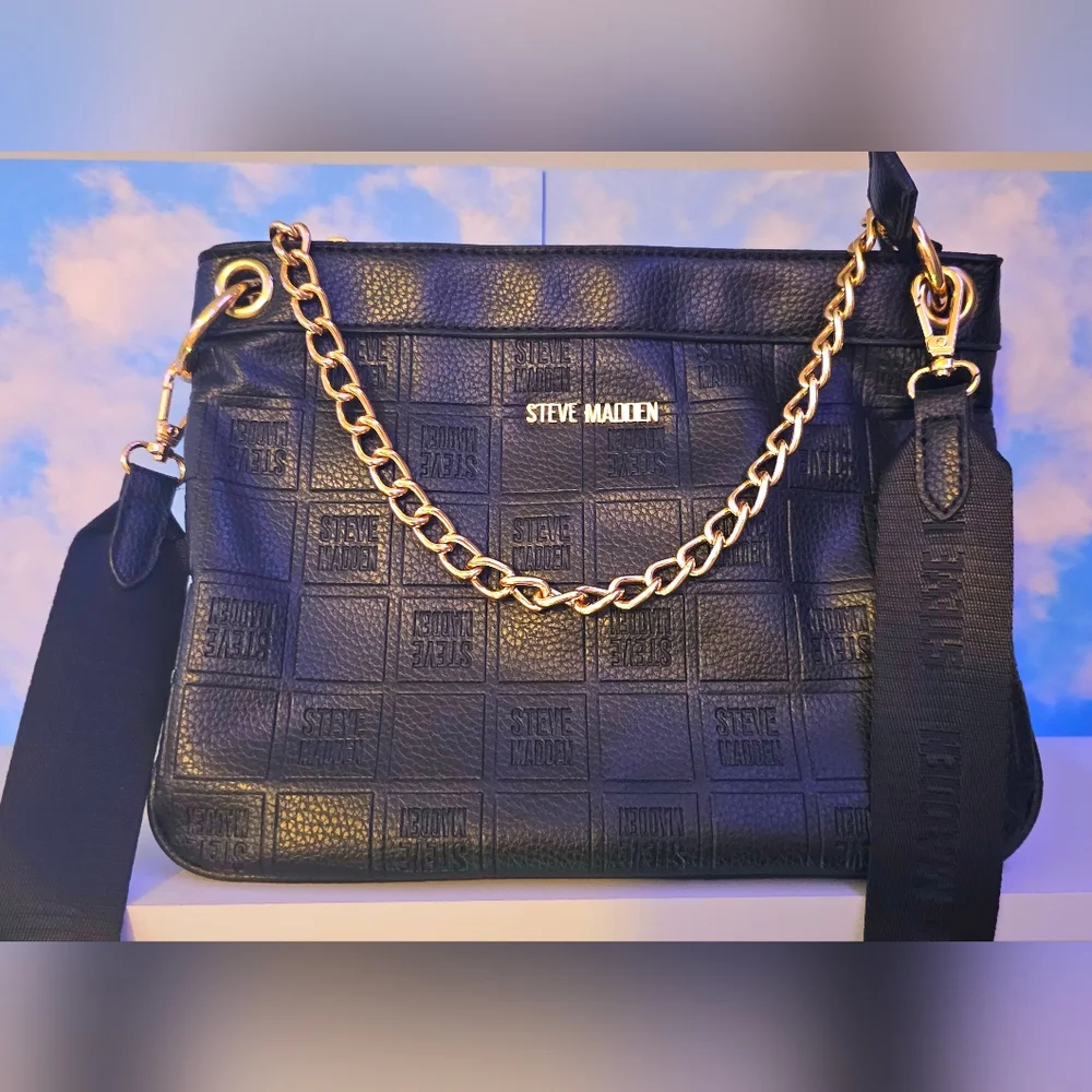 Steve Madden-Crossbody Black Bag - Picture 1 of 4